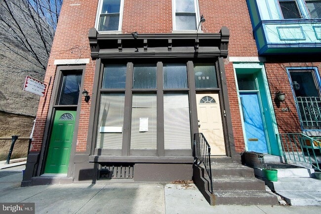 443 Fairmount Ave in Philadelphia, PA - Building Photo - Building Photo