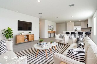 3033 Tooley Dr in Fort Worth, TX - Building Photo - Building Photo