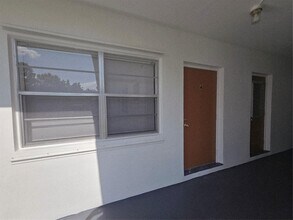 1007 N 19th Ave in Hollywood, FL - Building Photo - Building Photo