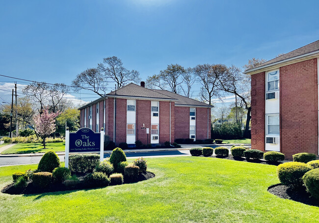 The Oaks in Spring Lake, NJ - Foto de edificio - Building Photo