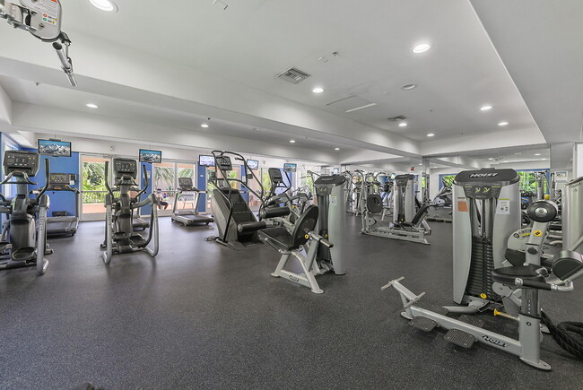 Alessio in Los Angeles, CA - Building Photo - Building Photo