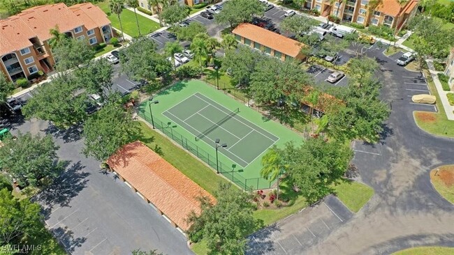 property at 1265 Wildwood Lakes Blvd