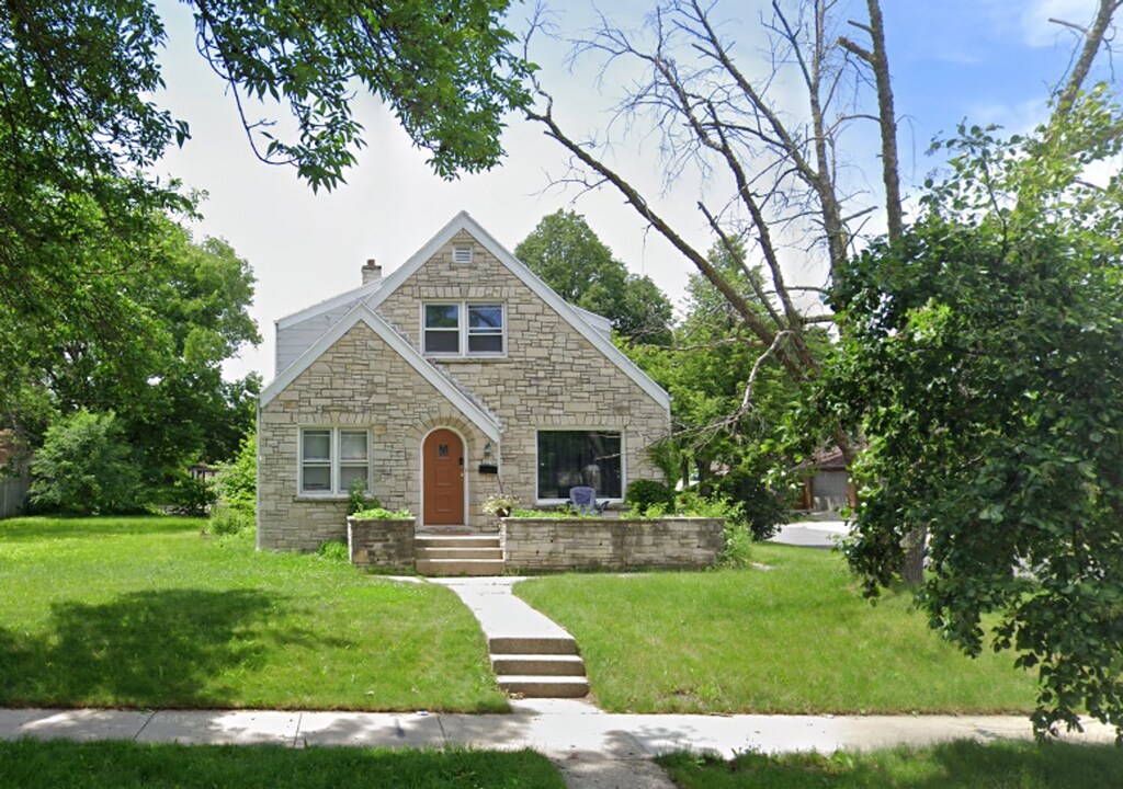 4171 N 63rd St-Unit -4173 in Milwaukee, WI - Building Photo