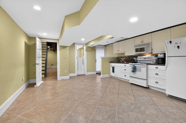 1319 Massachusetts Ave SE in Washington, DC - Building Photo - Building Photo