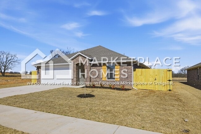3040 Laredo Ln in Gravette, AR - Building Photo - Building Photo