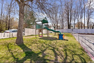 1269 Riverside Ave, Unit 14 in Provo, UT - Foto de edificio - Building Photo