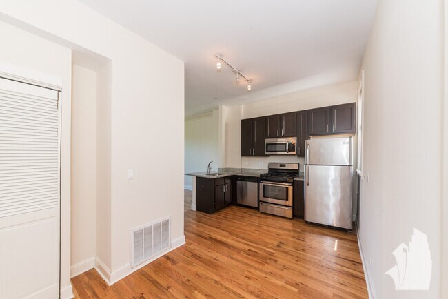 2954 N Racine Ave in Chicago, IL - Building Photo - Building Photo