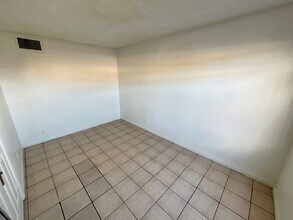 521 S Maryland Pkwy-Unit -1 in Las Vegas, NV - Building Photo - Building Photo