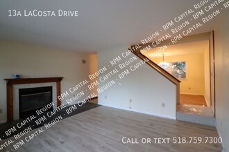 13A Lacosta Dr in Clifton Park, NY - Building Photo - Building Photo