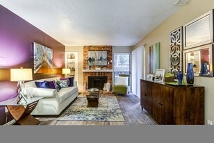 The Barcelona on Chisholm Trail