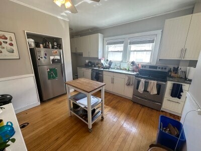 281 Alewife Brook Pky, Unit 2 in Somerville, MA - Building Photo - Building Photo