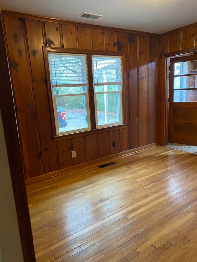 730 Westwood Ave in Jackson, TN - Foto de edificio - Building Photo