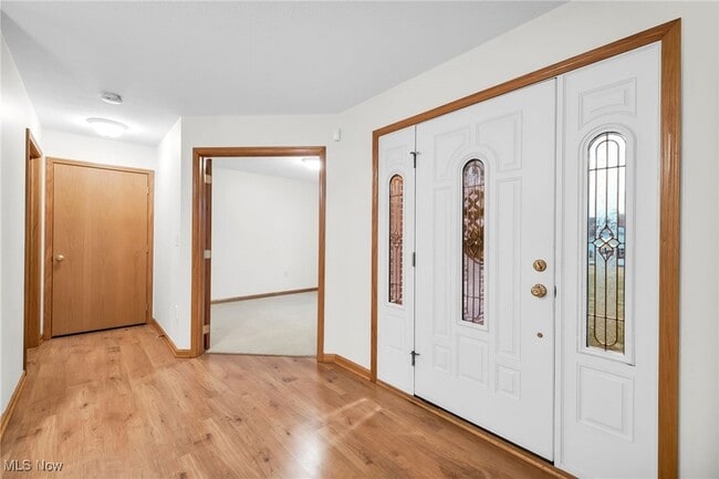 2366 Stony Hill Rd in Hinckley, OH - Building Photo - Building Photo