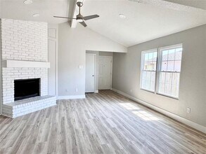 840 Potomac Dr in Lancaster, TX - Building Photo - Building Photo