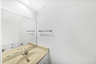 1601 Taylor Gaines St in Austin, TX - Building Photo - Building Photo