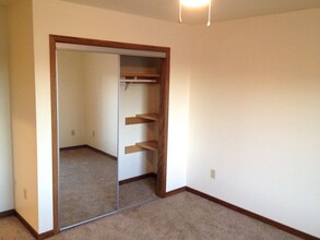 407 Wisconsin St, Unit 407.5 in Eau Claire, WI - Building Photo - Building Photo