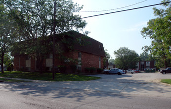 Piccadilly West in Toledo, OH - Foto de edificio - Building Photo