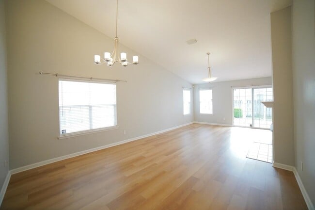 1121 Mosswood Chase in Tallahassee, FL - Building Photo - Building Photo