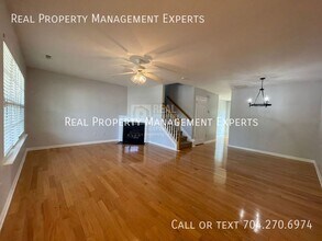 11026 Derryrush Ave in Charlotte, NC - Building Photo - Building Photo