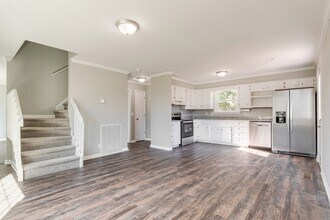 1311 Mini Ct N in Lebanon, TN - Building Photo - Building Photo