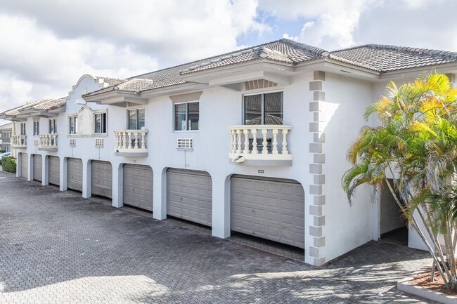 Chesapeake Studio Apartments