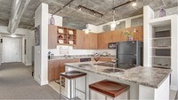 Building Photo - Skyline Lofts Apartment Homes in Phoenix, Arizona