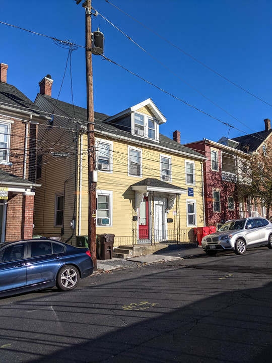 429 Webster St in Bethlehem, PA - Building Photo