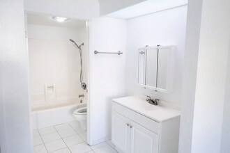 2920 Briarwood Rd in Bonita, CA - Building Photo - Building Photo