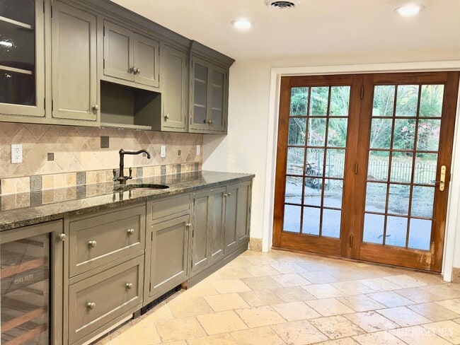 1 High Acres Dr in Ewing Township, NJ - Building Photo - Building Photo