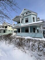 25 Malden St, Unit 25 in Springfield, MA - Building Photo