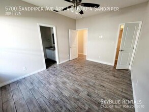 5700 Sandpiper Ave in Alton, TX - Building Photo - Building Photo
