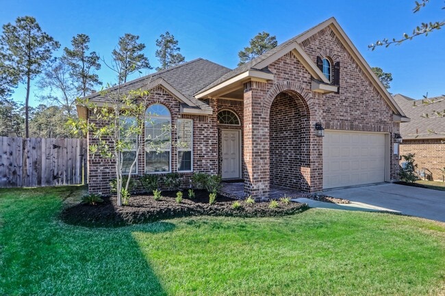 14141 Isle Royal Ln in Conroe, TX - Building Photo - Building Photo