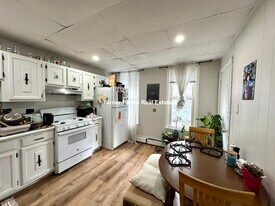 31 Falcon St, Unit 1 in Boston, MA - Building Photo