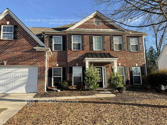 property at 660 Fullier Cir SW