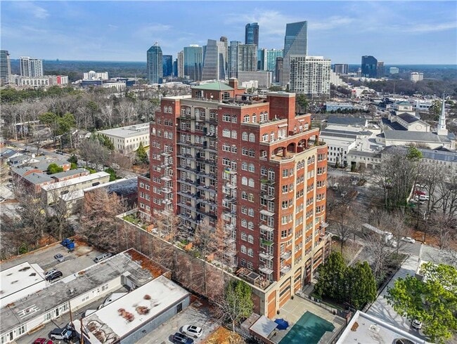 3180 Mathieson Dr NE in Atlanta, GA - Building Photo - Building Photo