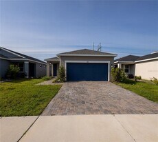 11851 Brighton Knoll Loop in Riverview, FL - Building Photo
