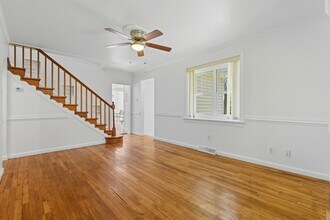 8189 Old Mill Rd in Pasadena, MD - Building Photo - Building Photo