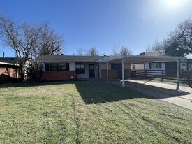 310 NW 85th St in Oklahoma City, OK - Building Photo