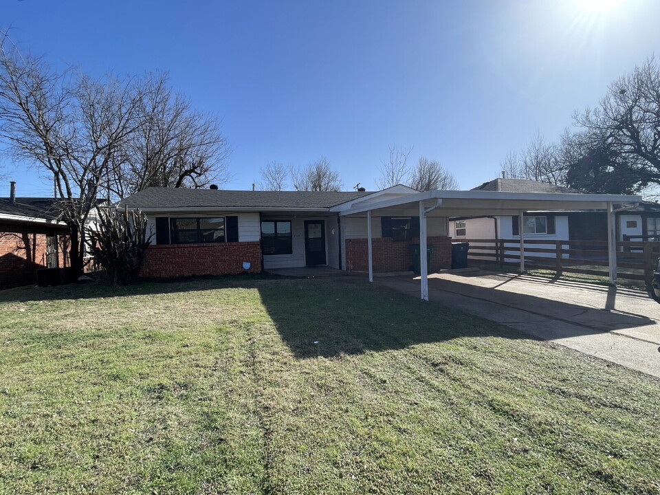 310 NW 85th St in Oklahoma City, OK - Building Photo