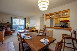 941 Calle Mejia in Santa Fe, NM - Building Photo - Building Photo