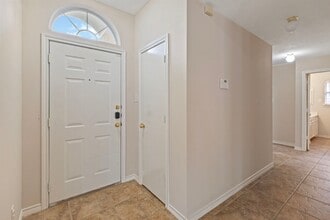 2511 Westwood Main Dr in Bryan, TX - Building Photo - Building Photo