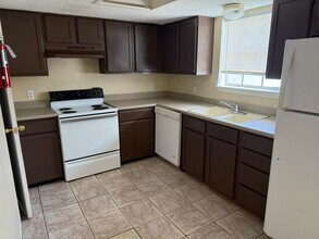 6106 Wilderock Dr in Corpus Christi, TX - Building Photo - Building Photo