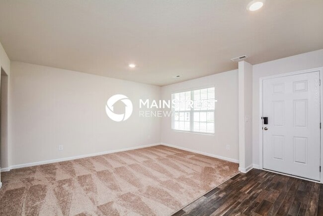 505 Lake Carol Dr in Zebulon, NC - Building Photo - Building Photo