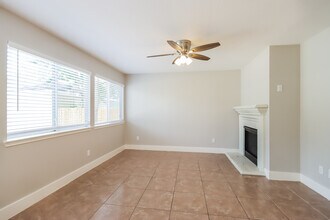 26852 Haileys Mnr in Humble, TX - Building Photo - Building Photo