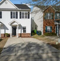 5980 Osprey Cove Dr in Raleigh, NC - Building Photo