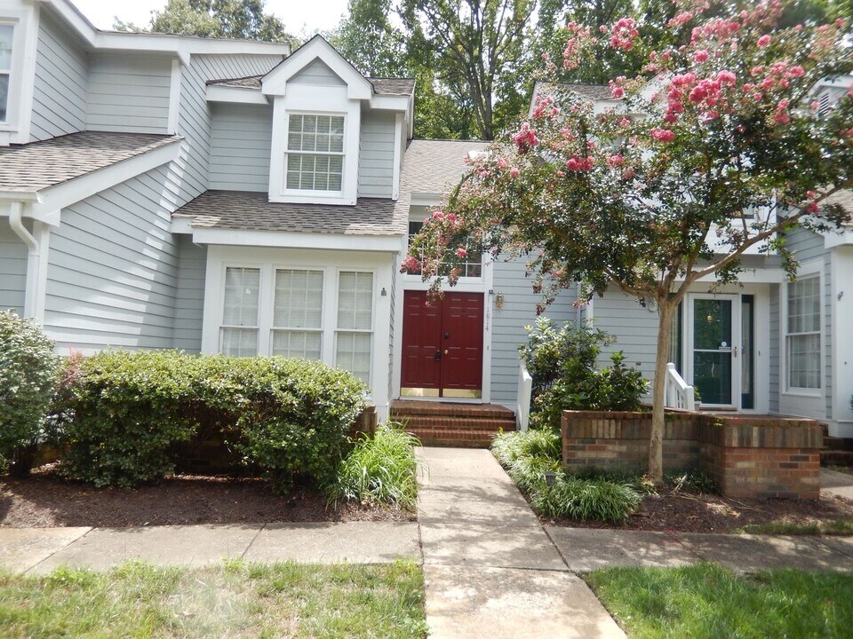 1814 Buttonwood Dr in Henrico, VA - Building Photo