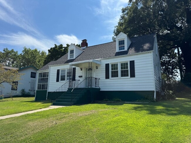334 Jackson Ave in Colonial Heights, VA - Building Photo - Building Photo