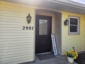 2907 Greenbriar Dr in Fort Wayne, IN - Building Photo - Building Photo