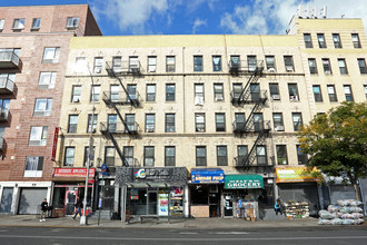 2374 Amsterdam Ave in New York, NY - Building Photo - Building Photo