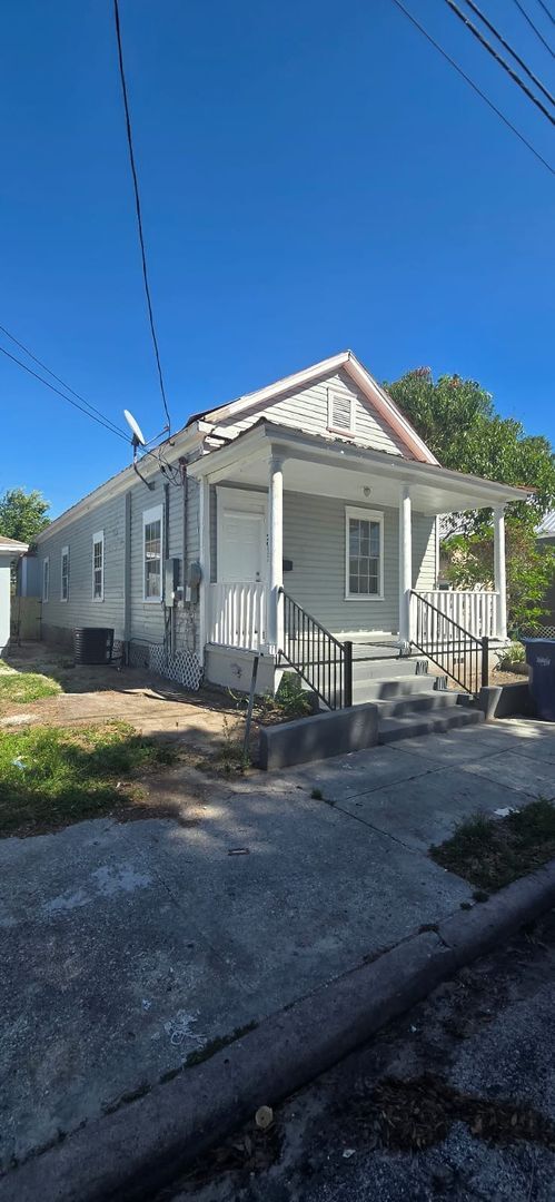 property at 2911 N 17th St